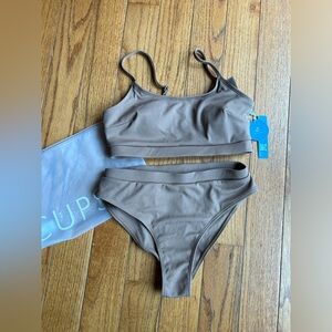 Cupshe Rib Scoop Bandeau Top & High Waist Bikini NWT
